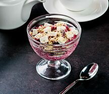 Салат со свёклой, орехами и мягким сыром