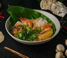 Том ям с креветкой