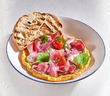 Фриттата аль ростбиф э страчателла