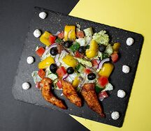 Греческий с курицей