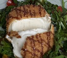 Жаренный сыр моцарелла