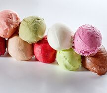 Мороженое клубничное