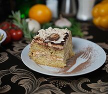Торт сникерс