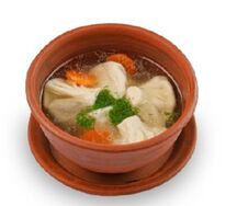 Суп с мини-хинкали