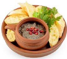 Икра грибная с хлебом пури