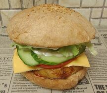 Бургер с куриным филе