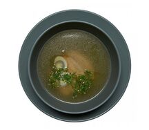 Бульон с курицей и яйцом