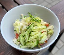 Салат капустный с овощами  