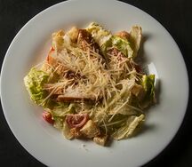 Цезарь с курицей