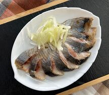 Селедочка с луком