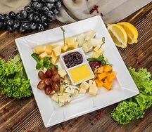 Сырное плато Элитное