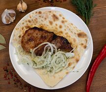 Шашлык из cвинoй корейки на кости