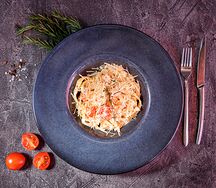Паста с морепродуктами и соусом Пито