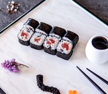 Классический ролл с тунцом