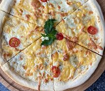 Пицца Сырная