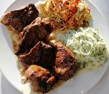 Шашлык из шеи свиной на углях