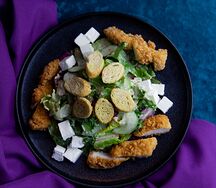 Салат микс со стрипсами