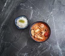 Том Ям с морепродуктами