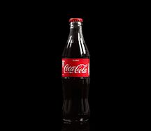 Напиток Coca-Cola в стекле классическая