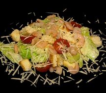 Салат Цезарь с коктейльной креветкой
