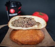 Беляш с мясом