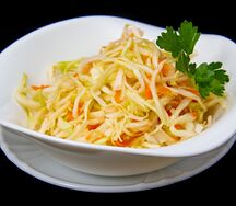 Салат из белокочанной капусты