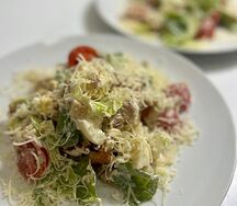Цезарь с курицей