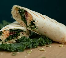Ролл-сэндвич с куриной грудкой