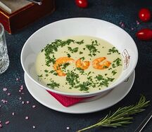 Овощной крем-суп с креветками
