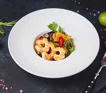 Креветки с овощами на гриле