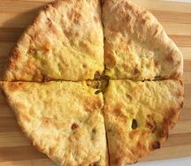 Кубдари (хачапури с мясом и сыром) (диаметр 32 см)