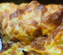 Горбуша с овощами под сыром