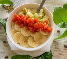 Каша овсяная с фруктами