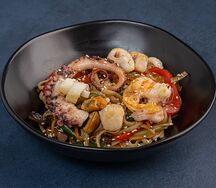 Лапша удон с морепродуктами