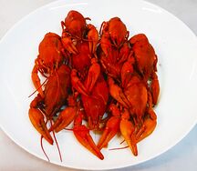 13. Фирменные варёные раки крупно-средние