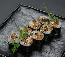 Ролл Унаги маки с угрем