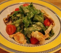 Салат тёплый с куриным филе