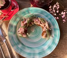 Сельдь слабой соли с печеным картофелем