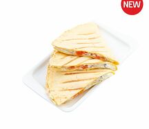 Кесадилья с курицей и томатами