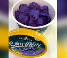 Голубая матча с черникой и спирулиной