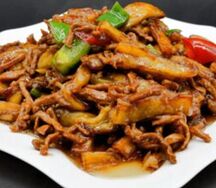 Баклажаны со свининой и картофелем