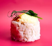 Ролл горячий лосось