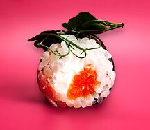 Норимаки с лососем и сливочным сыром