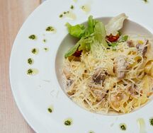 С цыпленком и грибами