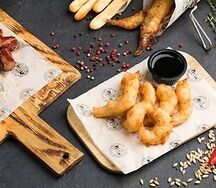 Креветки фри со сметанным соусом