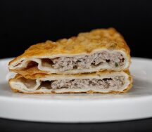 Чебурек с бараниной