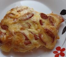 Куриная отбивная с колбасой