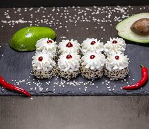 Ролл Филадельфия кунжут люкс