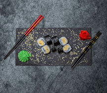 Маки ролл томаго