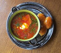 Борщ с пампушками
